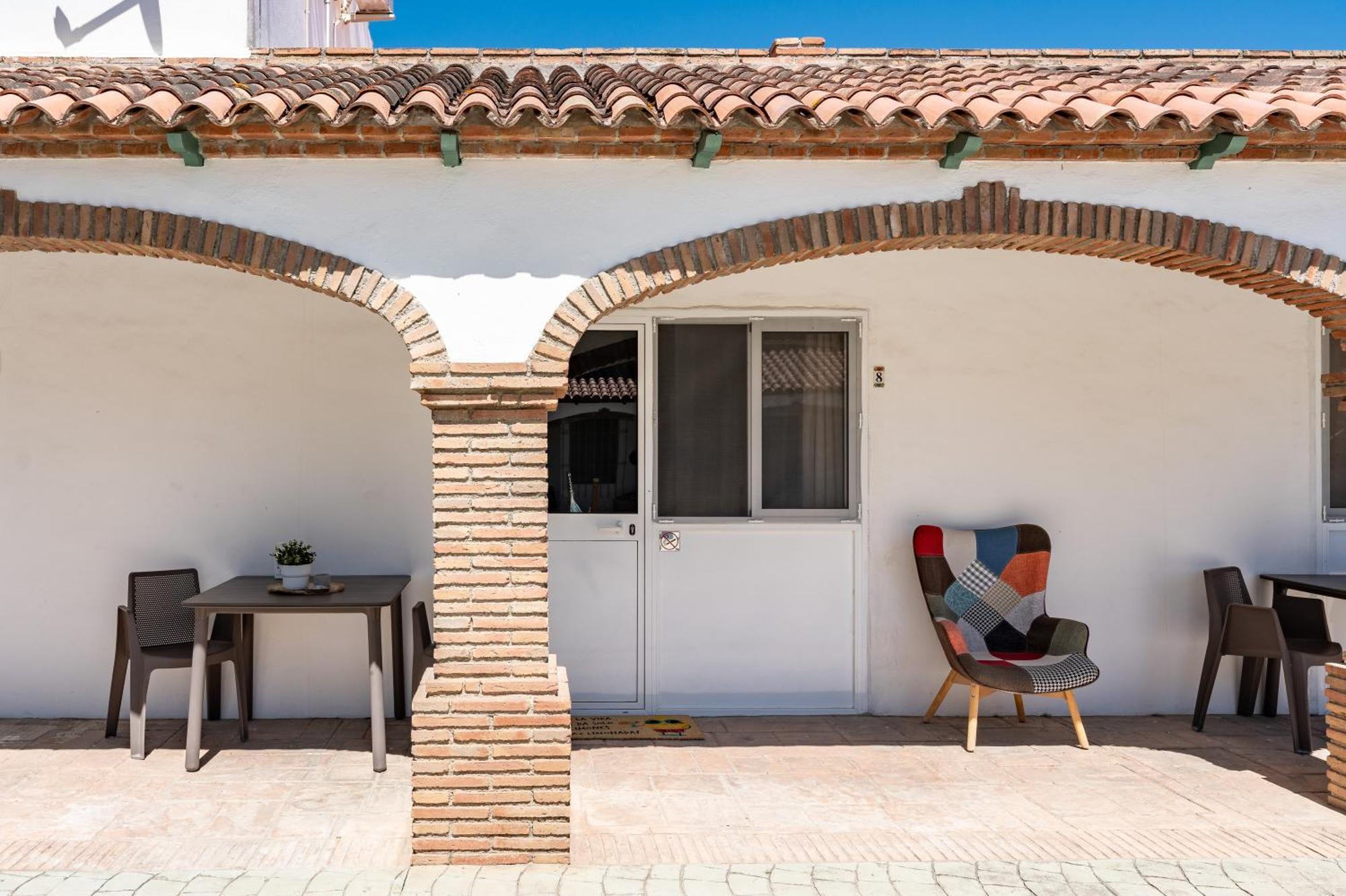 La Casa De Familia Bed & Breakfast Малага Екстериор снимка