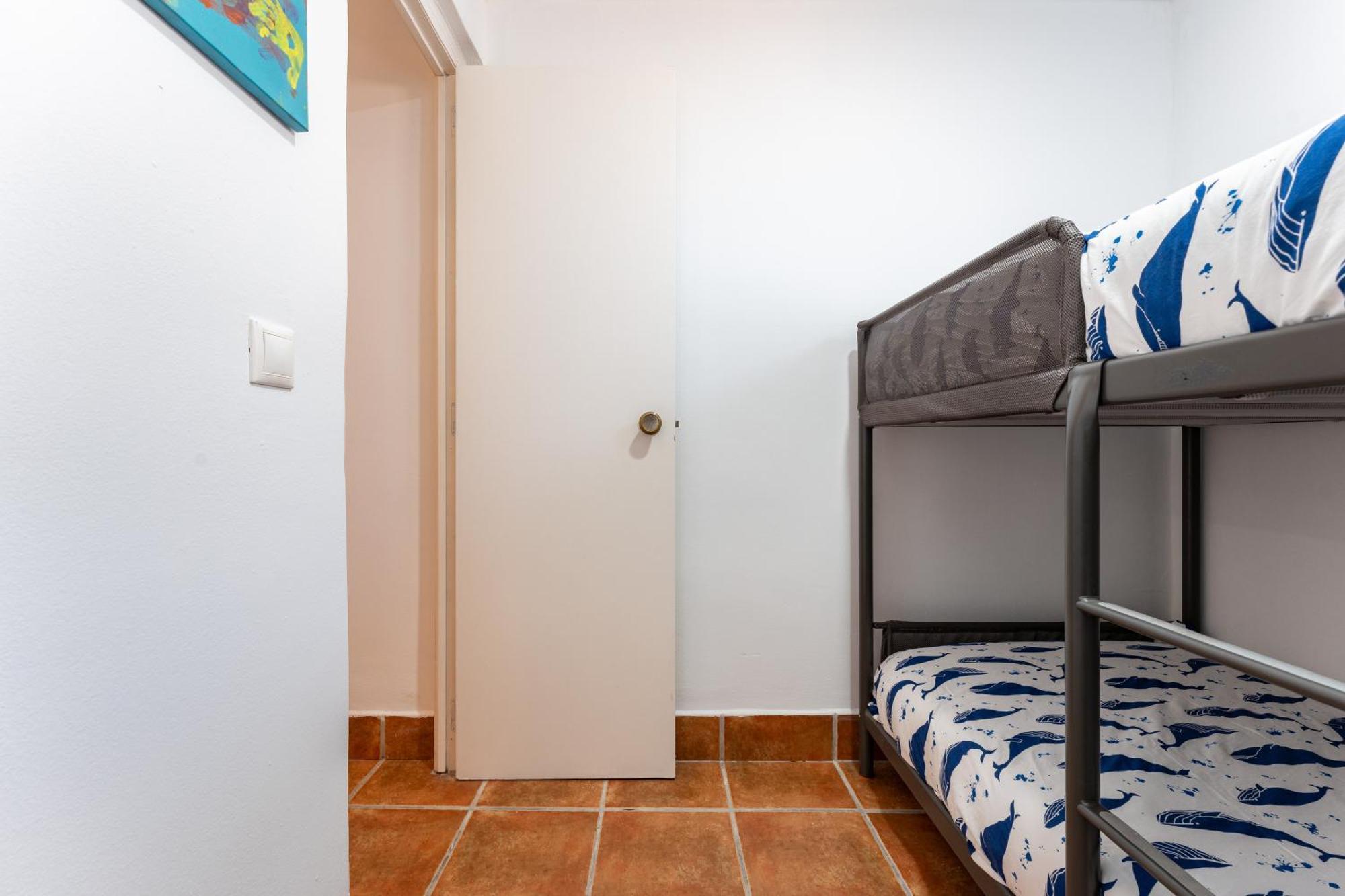 La Casa De Familia Bed & Breakfast Малага Екстериор снимка
